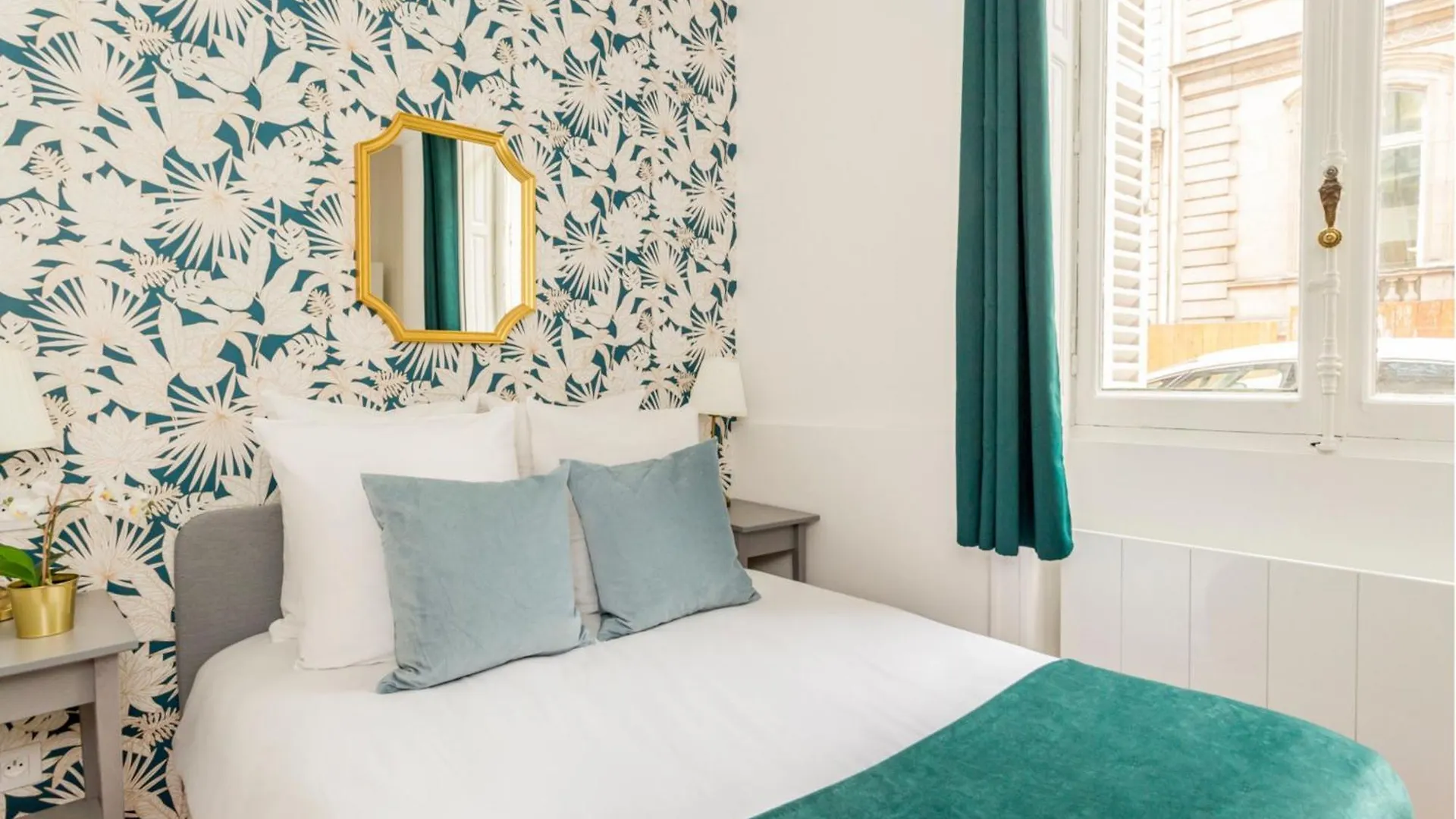 Merveil - Family Suite - Champs Elysees - Monceau Paris Apartment