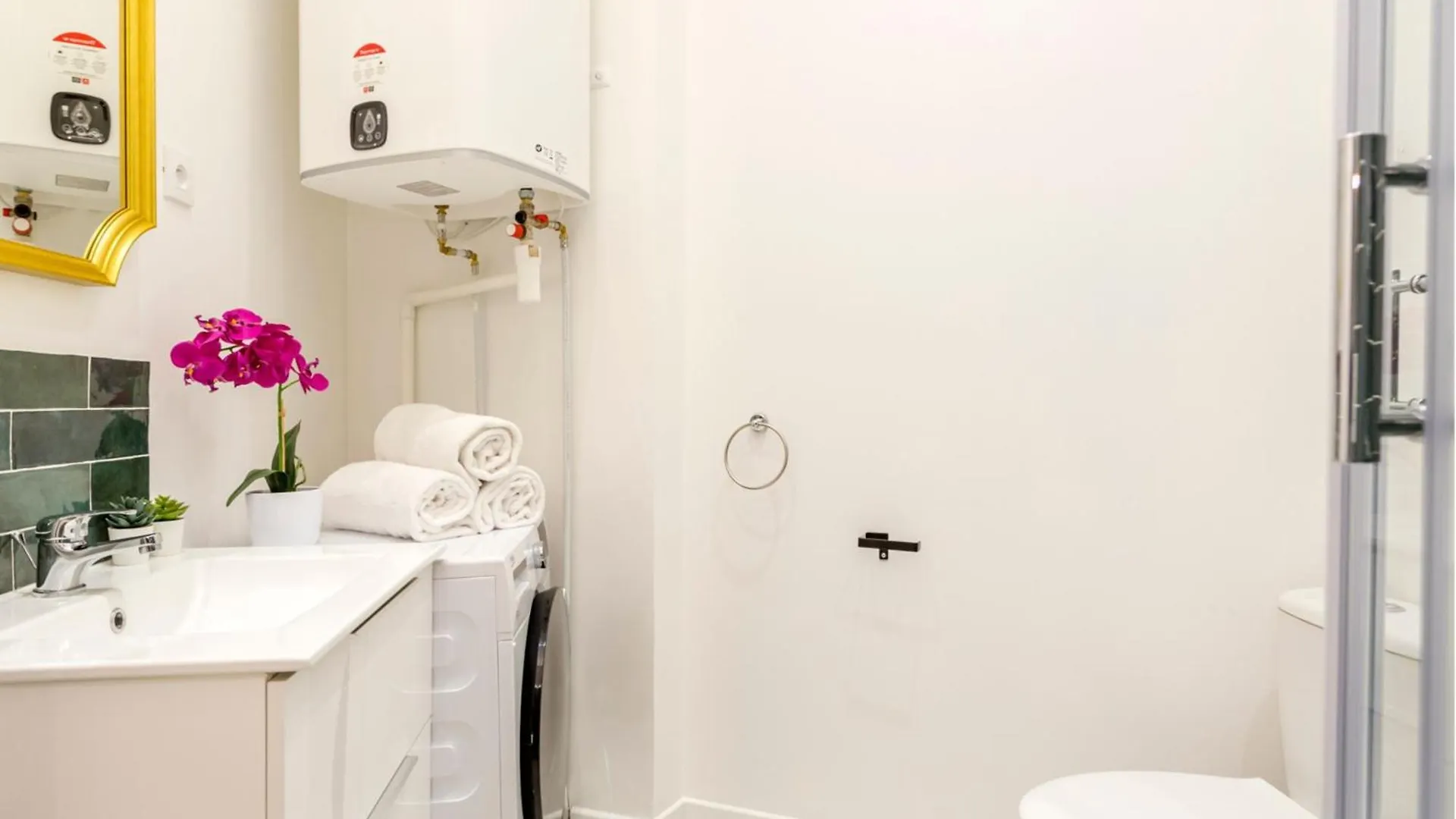 Merveil - Family Suite - Champs Elysees - Monceau Paris Apartment