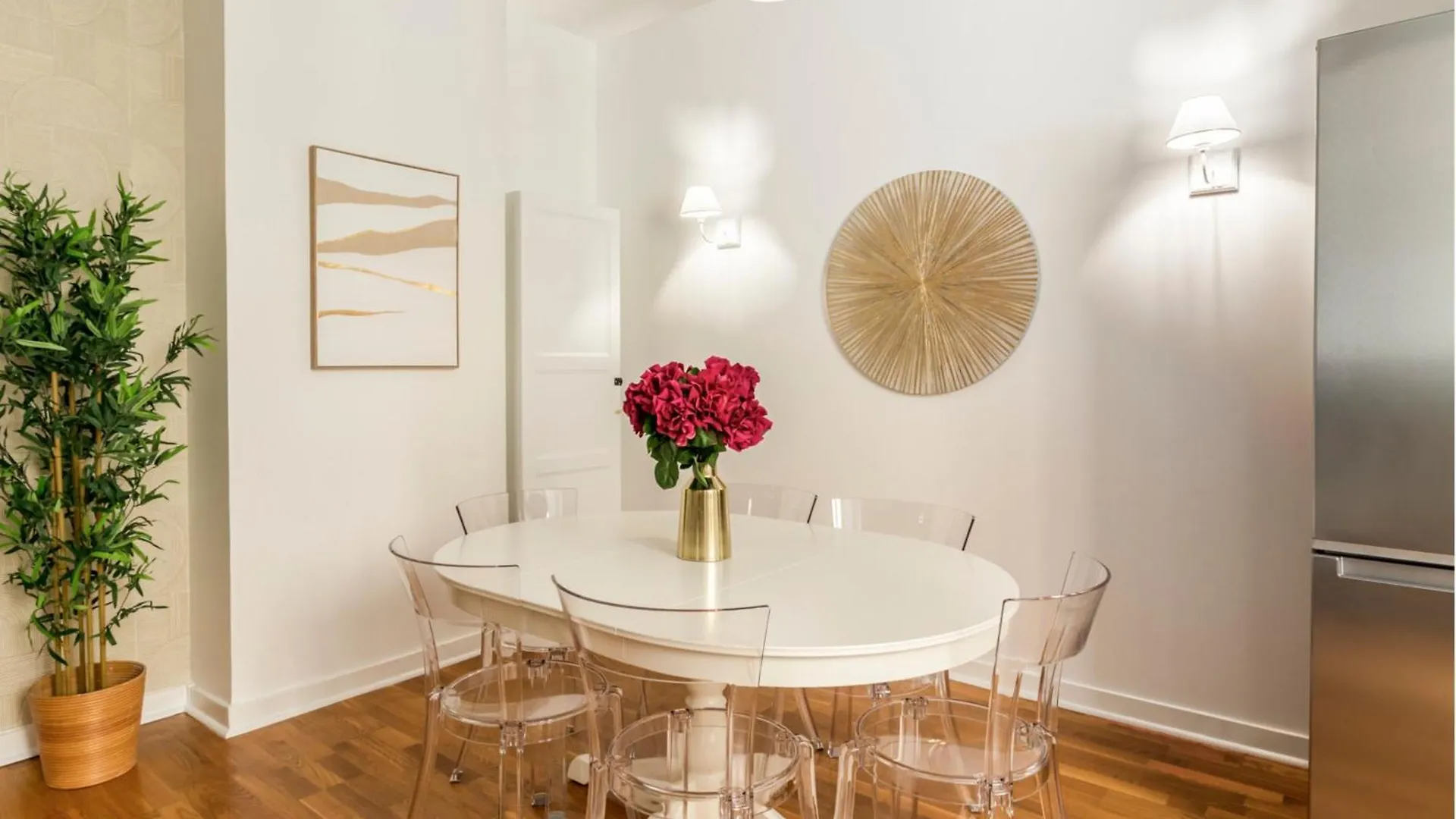 Apartment Merveil - Family Suite - Champs Elysees - Monceau Paris France