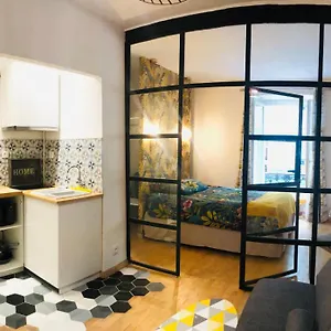 Apartment Pied De Montmartre, Paris
