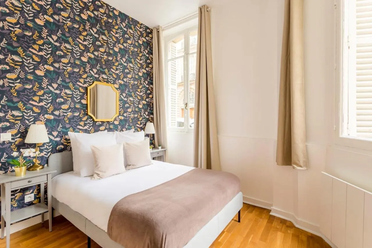 Cozy Apartment - Champs Elysees - Monceau Paris