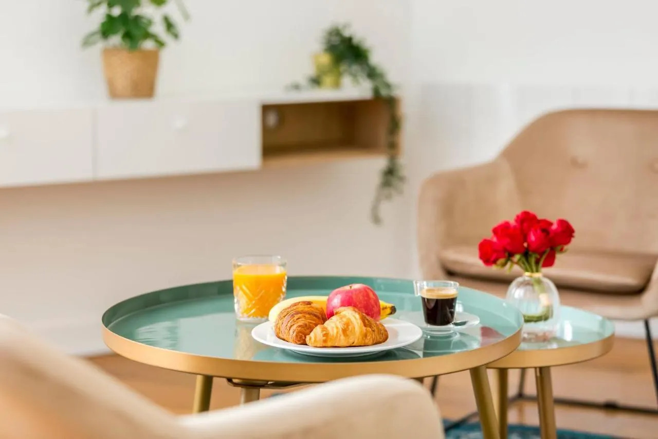 Cozy Apartment - Champs Elysees - Monceau Paris