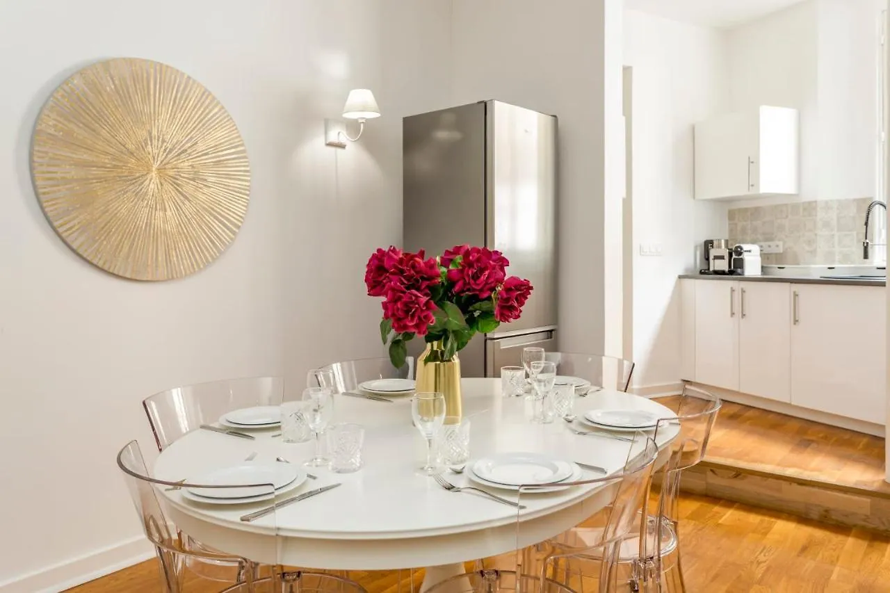 Cozy Apartment - Champs Elysees - Monceau Paris