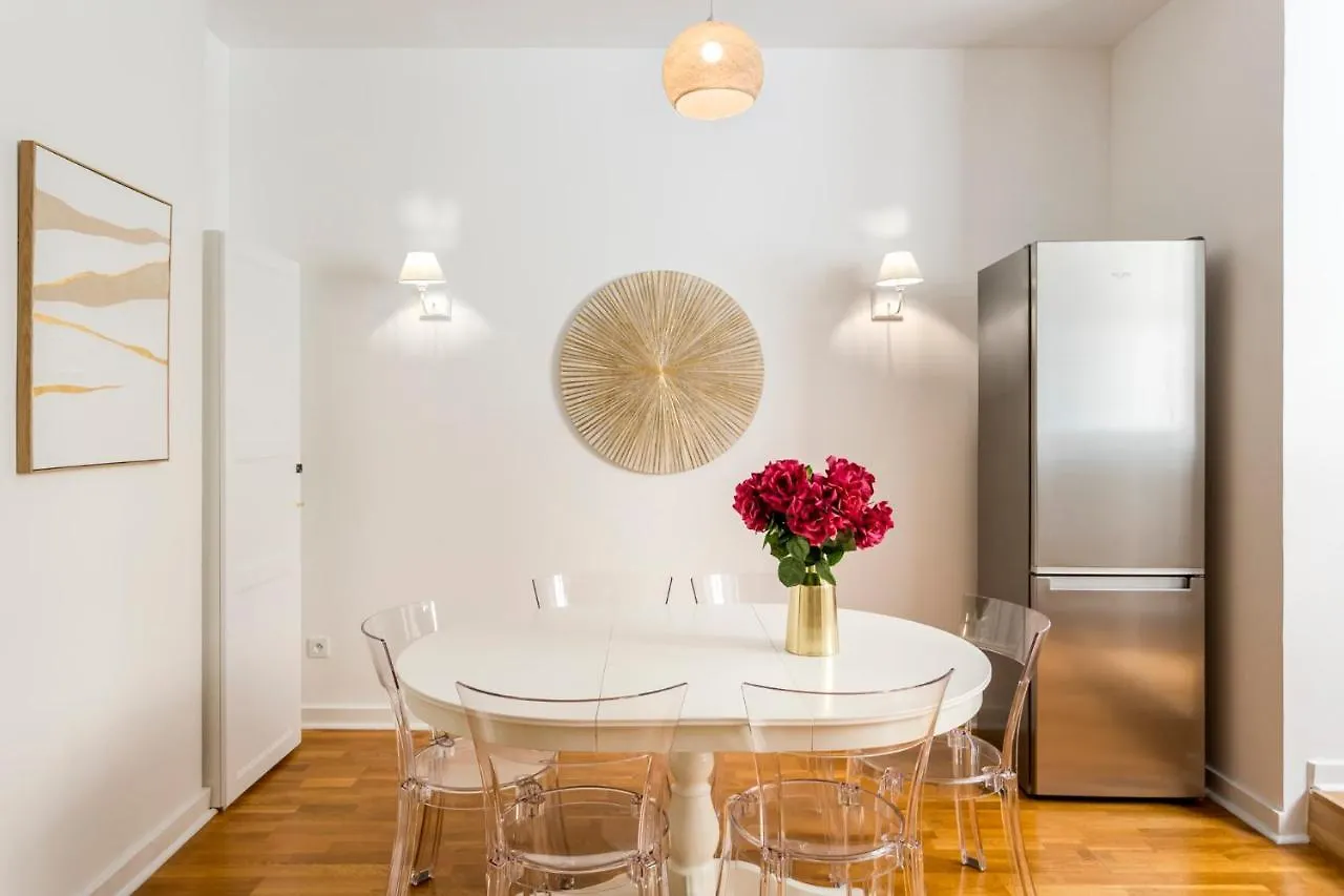 Cozy Apartment - Champs Elysees - Monceau Paris