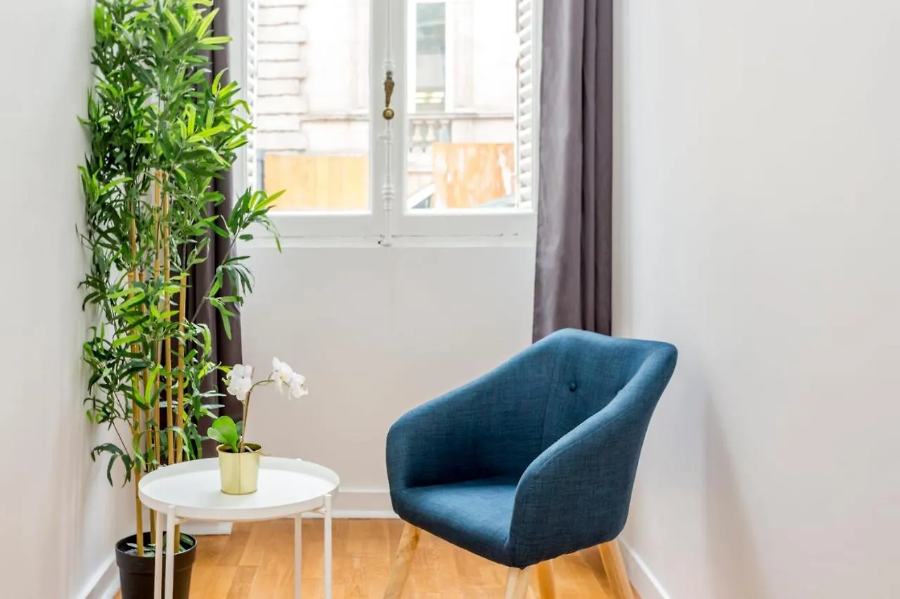 Cozy Apartment - Champs Elysees - Monceau Paris